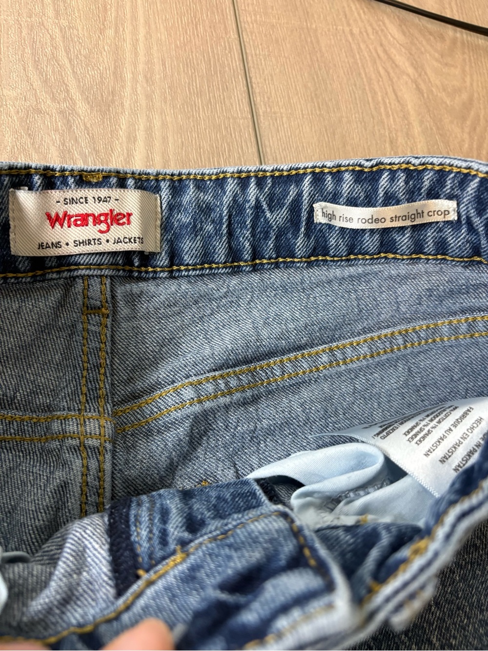 Wrangler High-Rise Rodeo Straight Crop Blue Denim Jeans - Picture 3 of 8